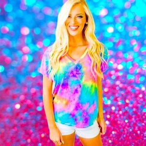Tie Dyed Short-Sleeved V-neck Tee